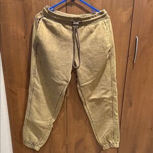 Alphalete Tan Jogger Pants